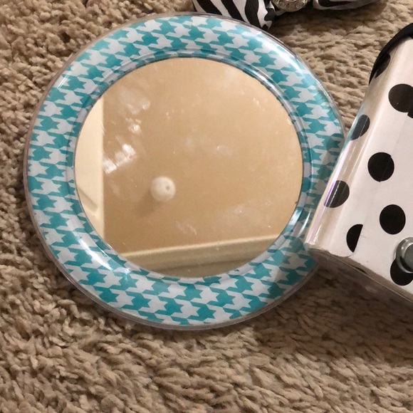 Locker decorations - Picture 5 of 7